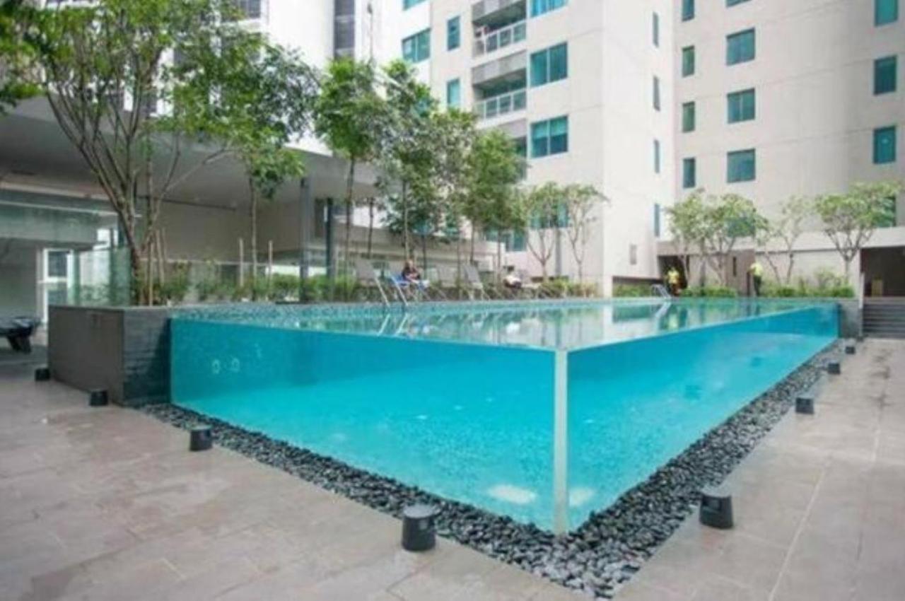 Mercu Summer Suites Klcc By Sweet Home Kuala Lumpur Exteriör bild